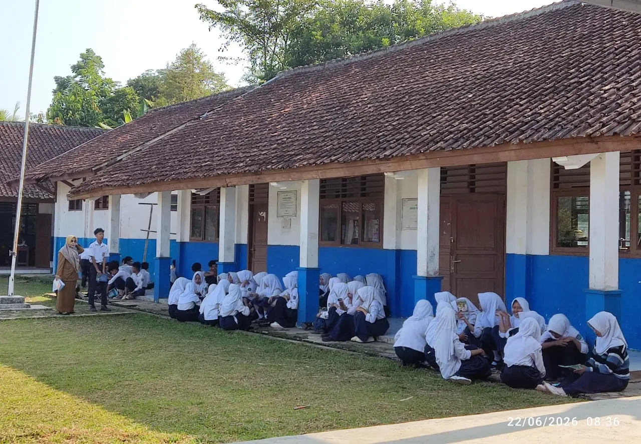 SMP Negeri 4 Kadupandak Tingkatkan Minat Baca Siswa Melalui Kegiatan Readathon